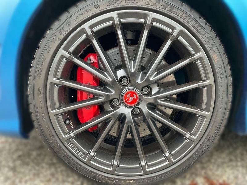 Gebraucht Abarth 500 180 PS (132 kW) 2022 Kleinwagen