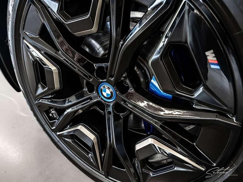 Gebraucht BMW iX Performance 455 kW (619 PS) 2024 Grau SUV