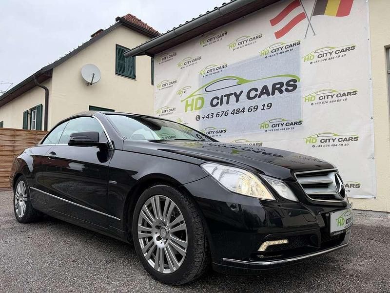 Schwarz Gebraucht 2010 Mercedes E220 Cabrio | € 13.999 (Fairer Preis) - Bild 1/4