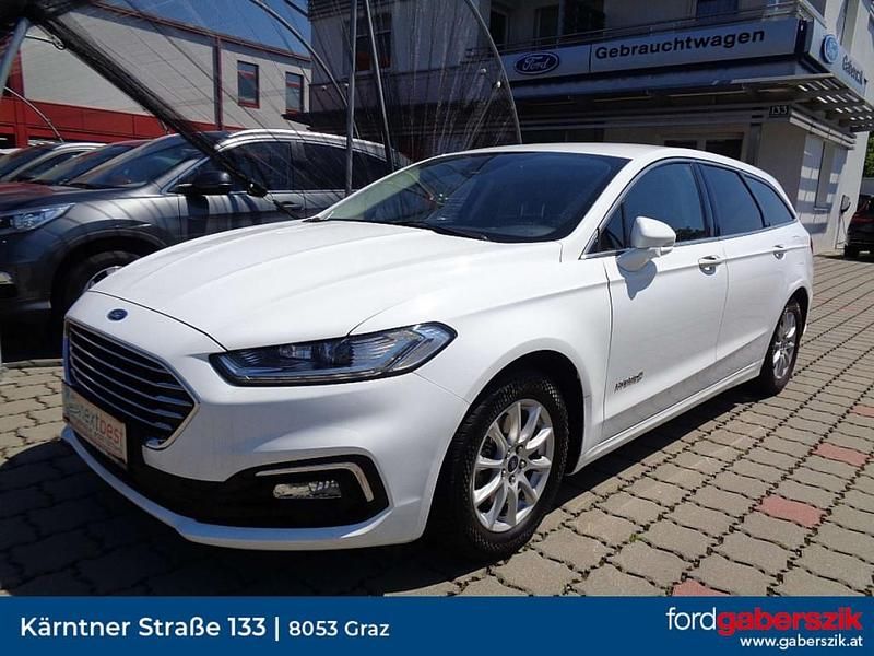 Gebraucht Ford Mondeo Titanium 140 PS (102 kW) 2019 Weiß Kombi