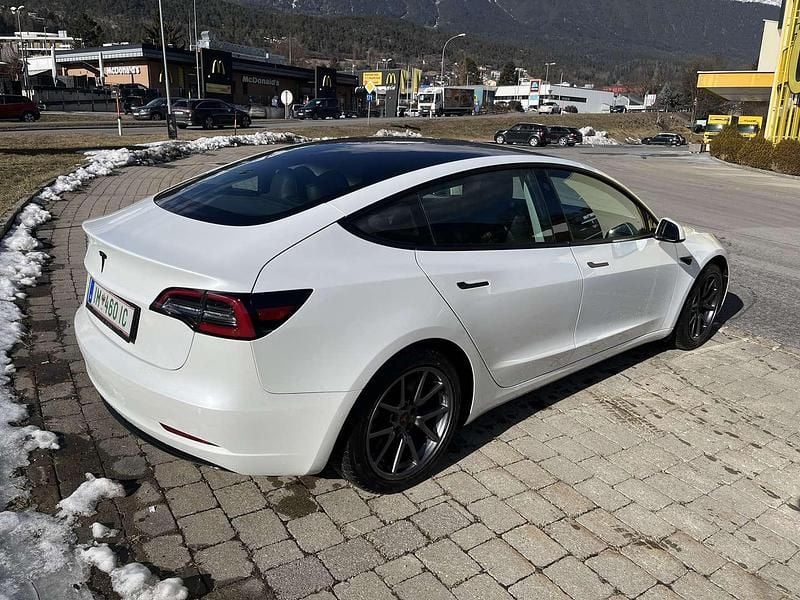 Gebraucht Tesla Model 3 Long Range AWD 350 kW (476 PS) 2021 Weiß Limousine