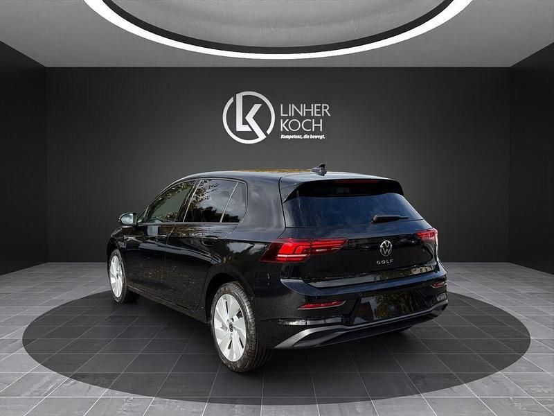 Neu VW Golf VIII 116 PS (85 kW) 2025 Kleinwagen