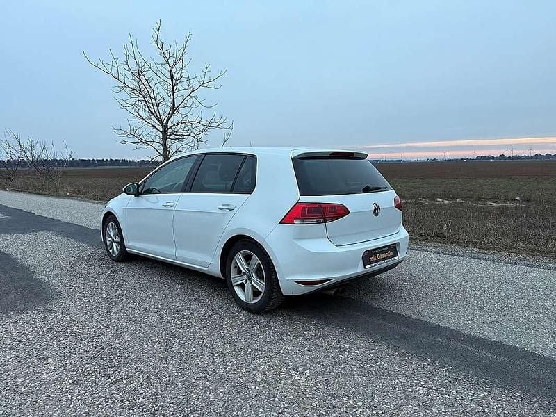 Gebraucht VW Golf VII Highline 150 PS (110 kW) 2013 Weiß Limousine