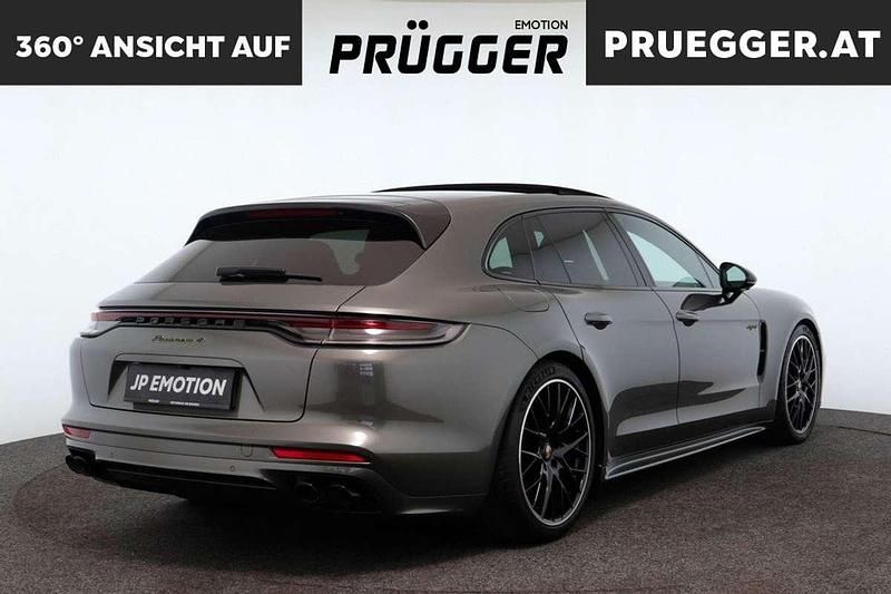 Gebraucht Porsche Panamera 4 Sport Turismo 330 PS (242 kW) 2022 Grün Limousine