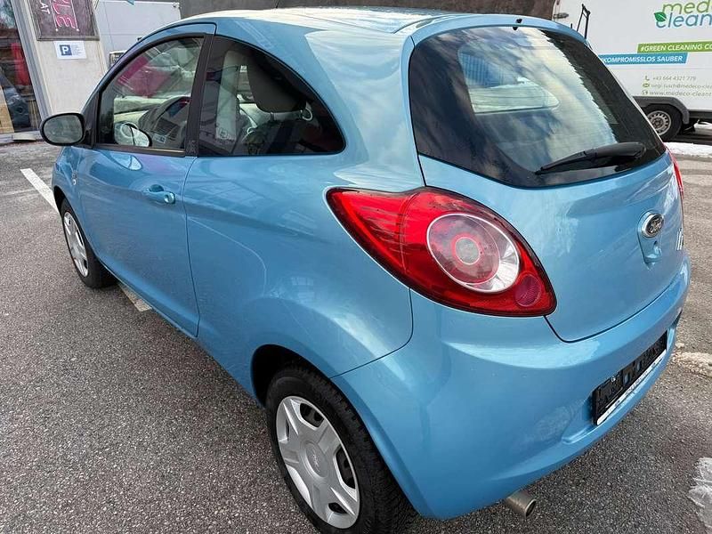 Gebraucht Ford Ka Trend 69 PS (50 kW) 2015 Blau Kleinwagen