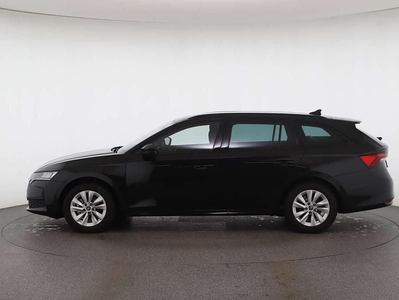 Gebraucht Skoda Octavia Essence 116 PS (85 kW) 2025 Schwarz Kombi