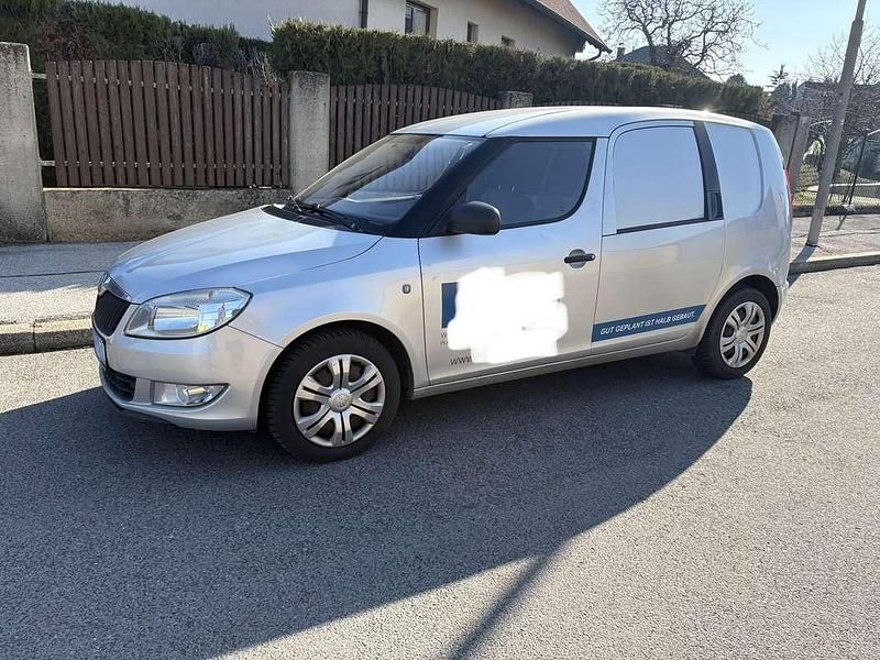 Gebraucht Skoda Roomster 75 PS (55 kW) 2014 Van / Kleinbus