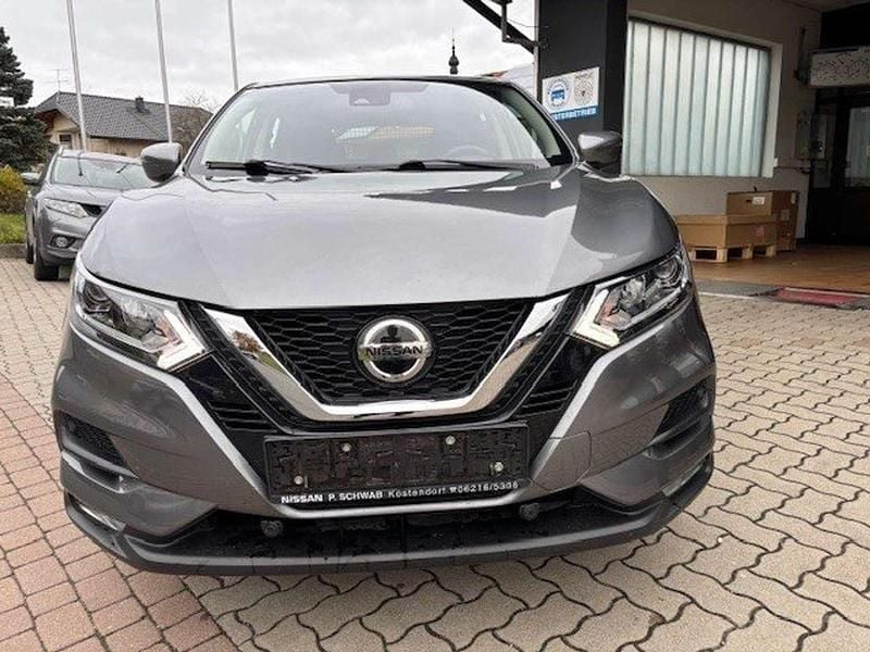 Gebraucht Nissan Qashqai Acenta 140 PS (102 kW) 2020 Grau SUV