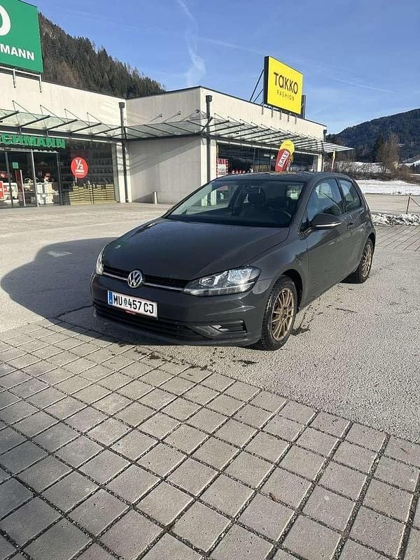 Gebraucht VW Golf VII 86 PS (63 kW) 2018 Limousine
