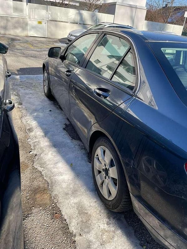 Gebraucht Mercedes C220 Classic 170 PS (125 kW) 2007 Limousine