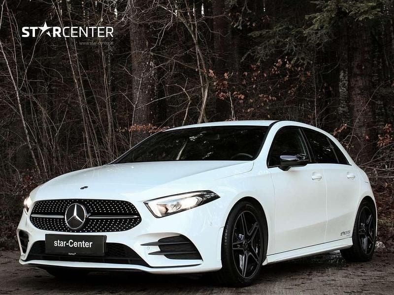 Weiß Gebraucht 2021 Mercedes A200 AMG line Kleinwagen | € 25.900 (Fairer Preis) - Bild 1/4