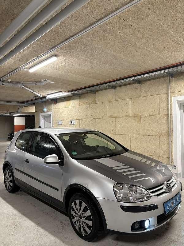 Gebraucht VW Golf IV 75 PS (55 kW) 2005 Silber Limousine