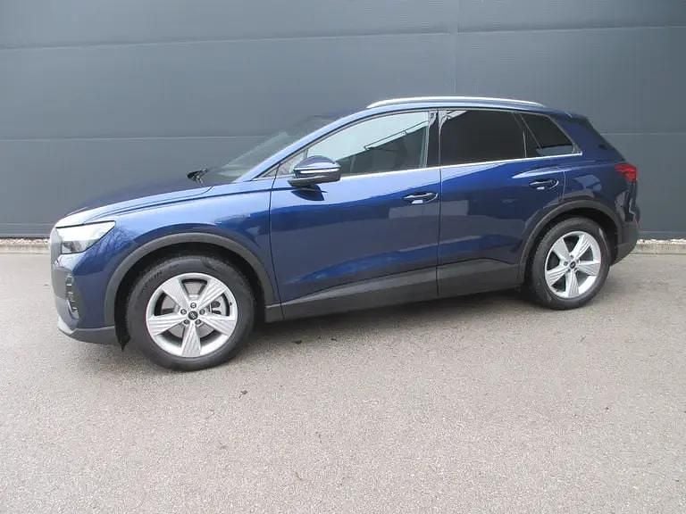 Gebraucht Audi A1 Sportback Advanced 116 PS (85 kW) 2025 Dunkelrot  metallic Kleinwagen