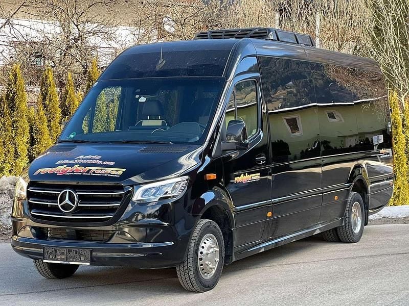 Schwarz Gebraucht 2025 Mercedes Sprinter Edition 1 Van | € 124.800 - Bild 1/4