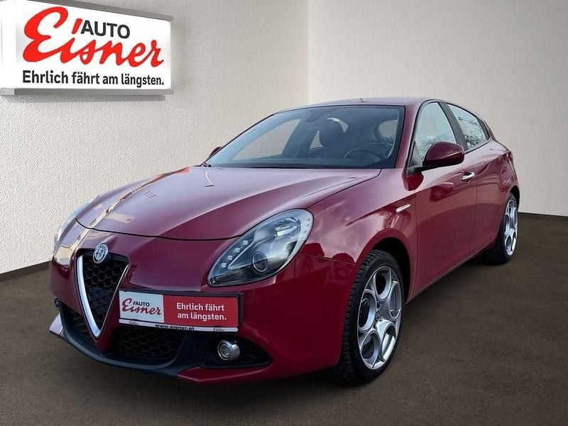 Gebraucht Alfa Romeo Giulietta Executive 170 PS (125 kW) 2017 Mittelrot  normal Kleinwagen