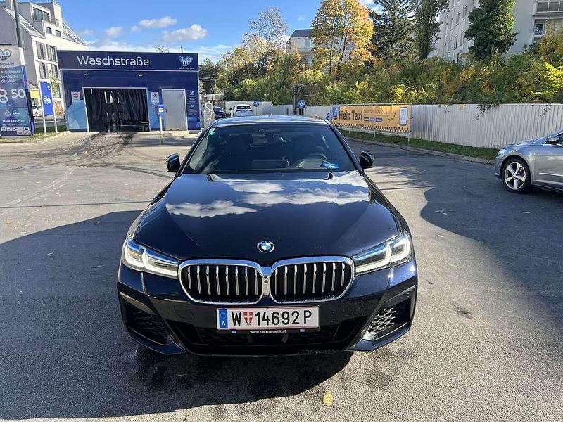 Gebraucht BMW 530 M Sport 184 PS (135 kW) 2021 Blau Limousine
