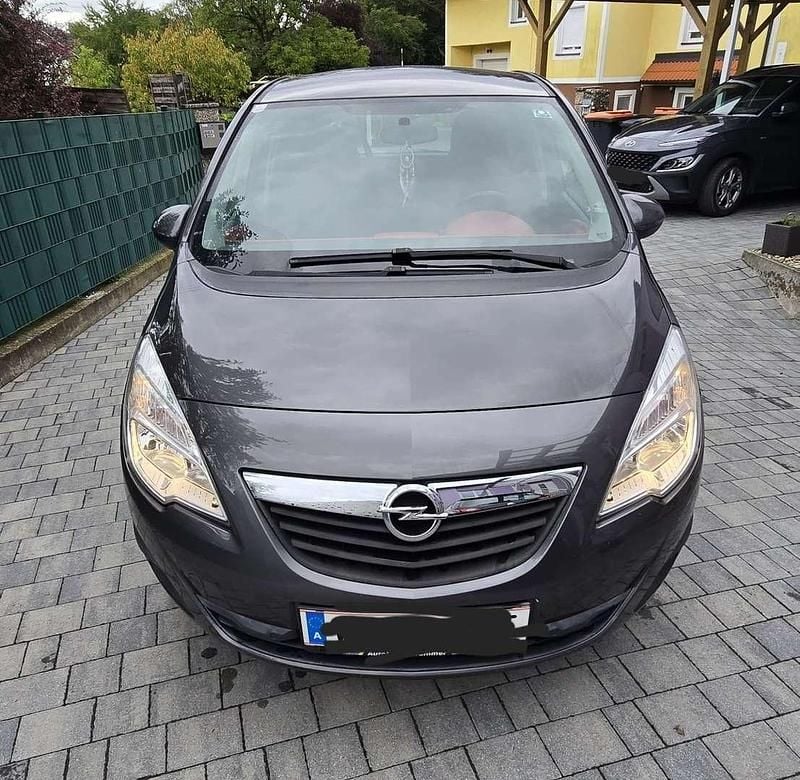 Gebraucht 2010 Opel Meriva Cosmo Van / Kleinbus | € 3.500 - Bild 1/4