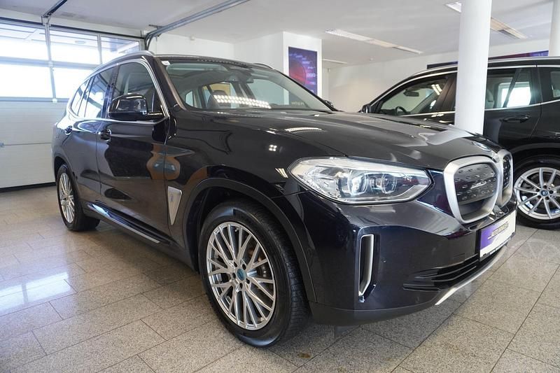 Gebraucht BMW iX3 210 kW (286 PS) 2021 Schwarz SUV