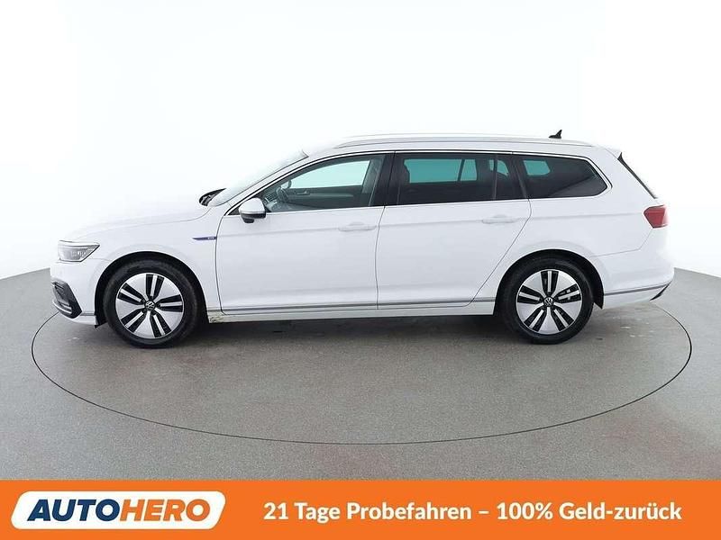 Gebraucht VW Passat GTE 218 PS (160 kW) 2021 Weiß Kombi