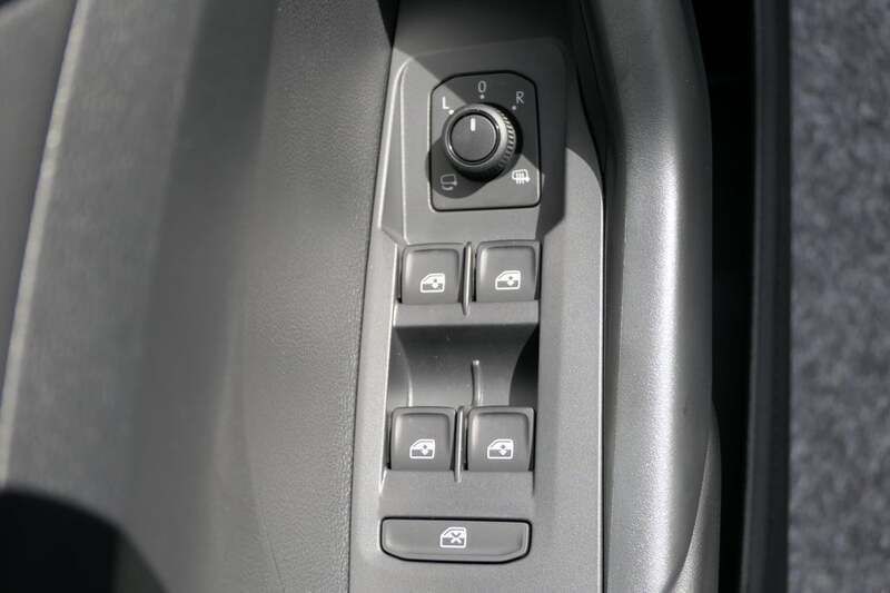 Gebraucht VW T-Cross 95 PS (69 kW) 2025 Schwarz  metallicperleffektno SUV