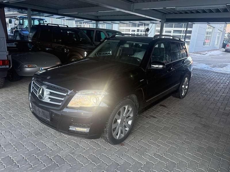 Schwarz Gebraucht 2012 Mercedes GLK220 SUV | € 8.890 (Superpreis) - Bild 1/4
