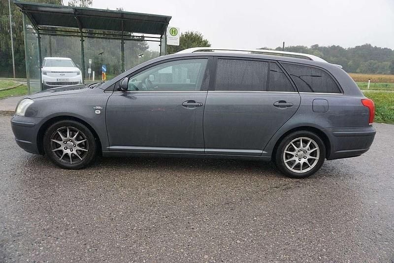 Gebraucht Toyota Avensis Sol 116 PS (85 kW) 2005 Schwarz Kombi