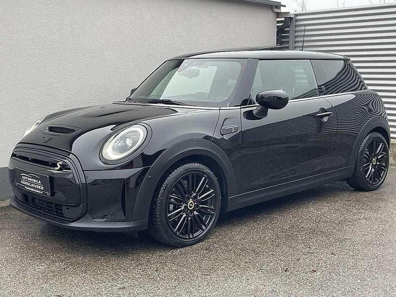Schwarz Gebraucht 2021 Mini Cooper SE Kleinwagen | € 19.980 (Guter Preis) - Bild 1/4