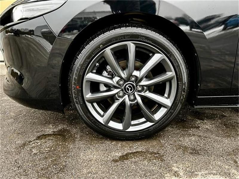 Neu Mazda 3 Center-Line 140 PS (102 kW) 2025 Schwarz Limousine