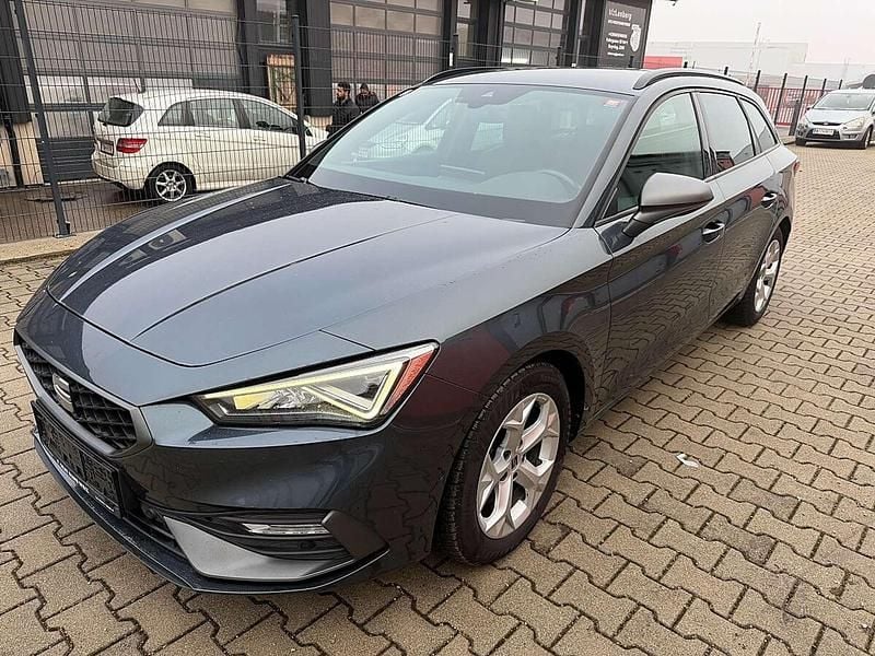 Grau Gebraucht 2022 Seat Leon ST FR Kombi | € 13.990 - Bild 1/4