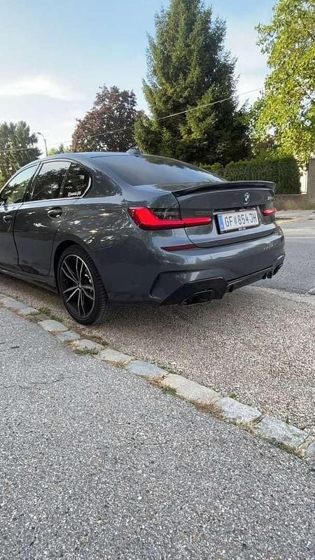 Gebraucht BMW 330 Sport Line 265 PS (194 kW) 2019 Limousine