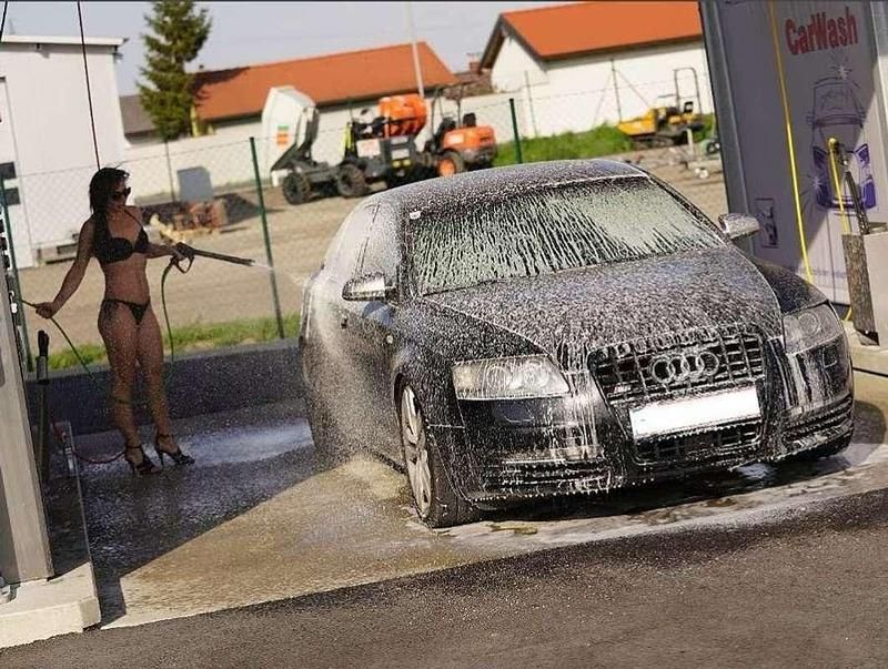 Schwarz Gebraucht 2007 Audi S6 Limousine | € 12.200 - Bild 1/4