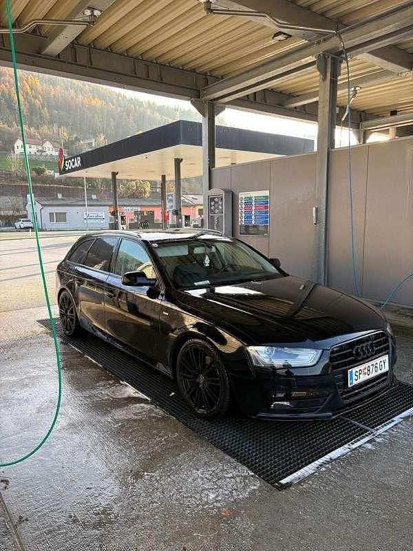 Gebraucht Audi A4 Sport 177 PS (130 kW) 2013 Schwarz Kombi