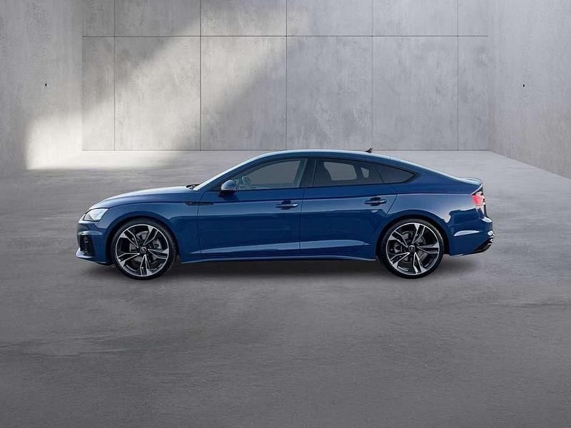 Gebraucht Audi A5 Admired 136 PS (100 kW) 2024 Blau Coupé