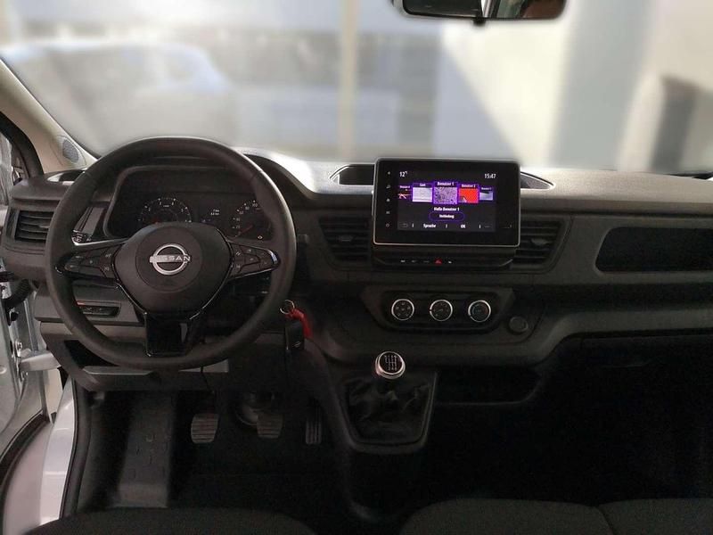 Neu Nissan Primastar Acenta 150 PS (110 kW) 2025 Silber Van / Kleinbus