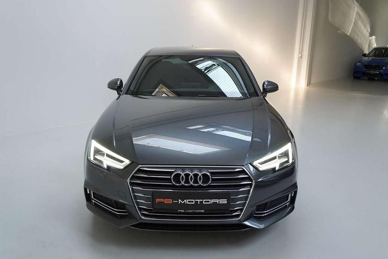 Gebraucht Audi A4 Sport 150 PS (110 kW) 2016 Grau Limousine