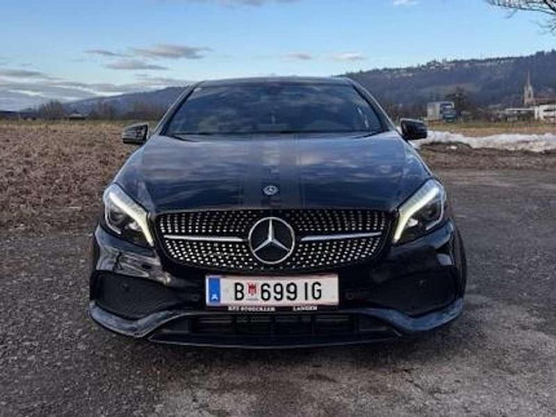 Gebraucht Mercedes A180 122 PS (89 kW) 2017 Schwarz Limousine