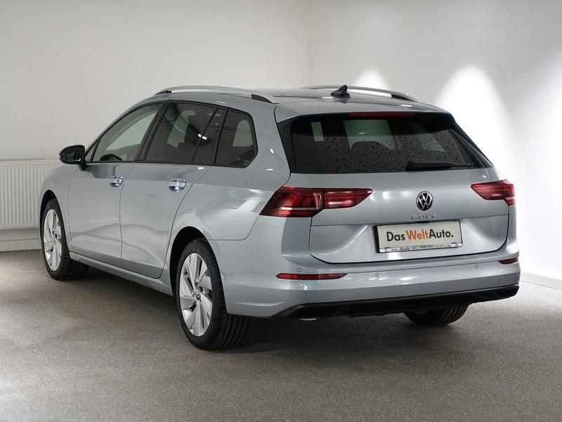 Gebraucht VW Golf VIII Business 115 PS (84 kW) 2025 Silber  metallic Kombi
