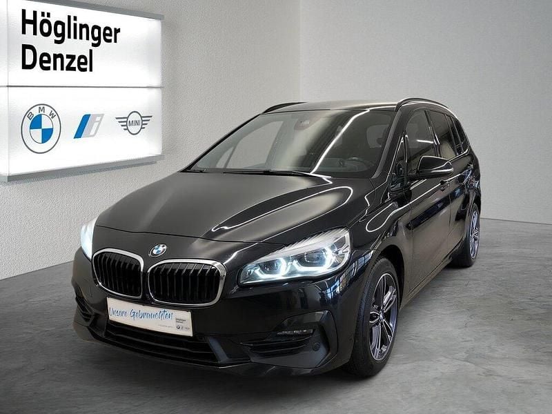Saphirschwarz Gebraucht 2021 BMW 218 Gran Tourer Efficient Dynamics Van / Kleinbus | € 21.990 (Fairer Preis) - Bild 1/1