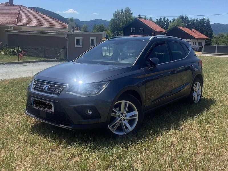 Gebraucht Seat Arona FR 110 PS (80 kW) 2021 Grau SUV
