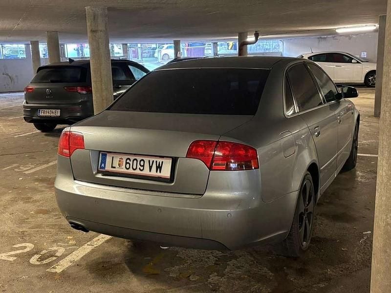 Gebraucht Audi A4 140 PS (102 kW) 2005 Grau Limousine