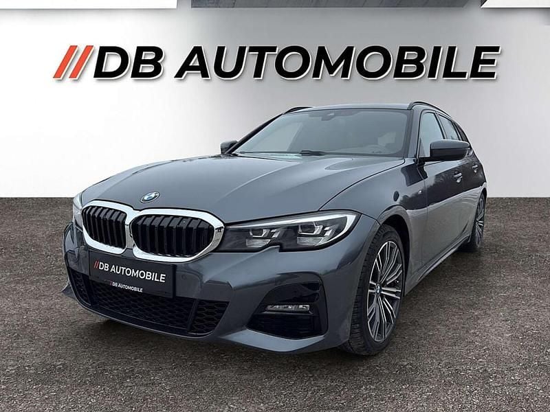 Grau Gebraucht 2021 BMW 318 M Sport Kombi | € 24.990 (Superpreis) - Bild 1/4
