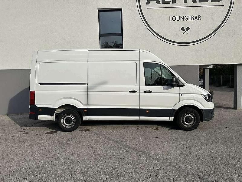 Gebraucht VW Crafter 140 PS (102 kW) 2023 Weiß Van
