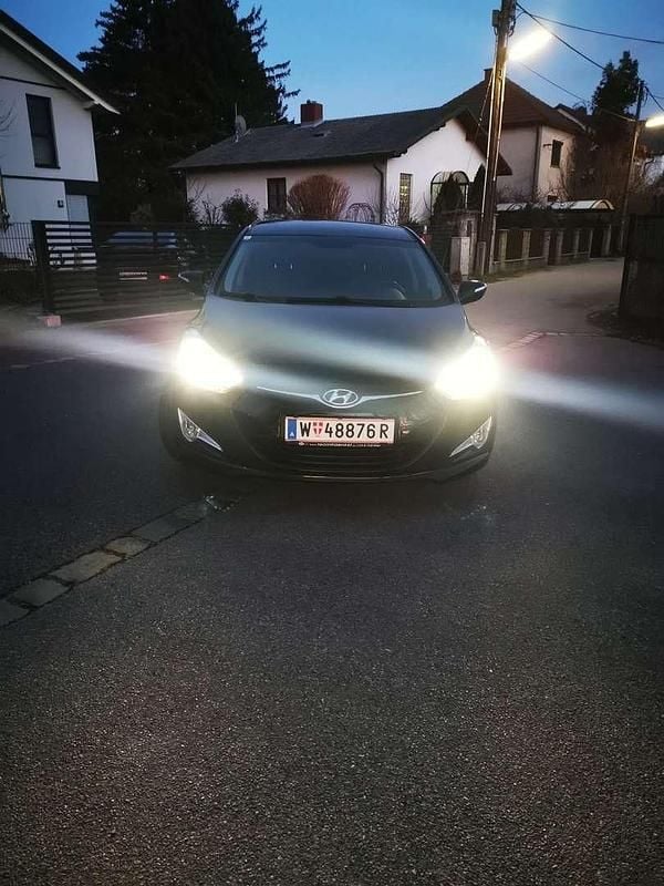 Gebraucht Hyundai i40 Premium 178 PS (130 kW) 2014 Limousine