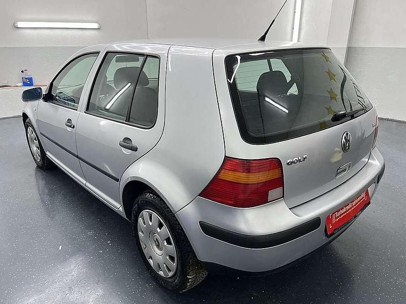 Gebraucht VW Golf IV 90 PS (66 kW) 2002 Grau Limousine