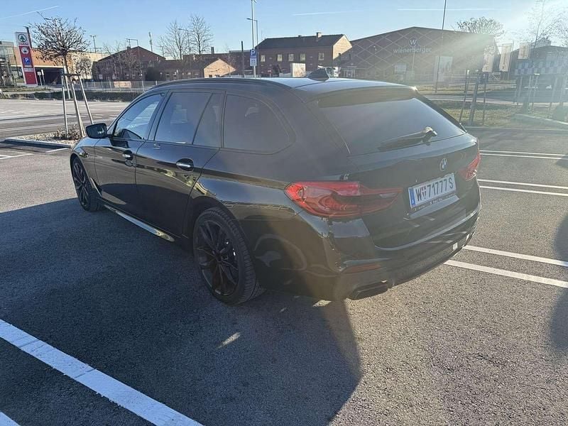 Gebraucht BMW M550 Shadowline 400 PS (294 kW) 2018 Schwarz Limousine