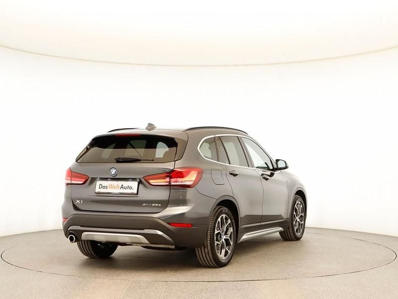 Gebraucht BMW X1 125 PS (91 kW) 2022 Grau SUV