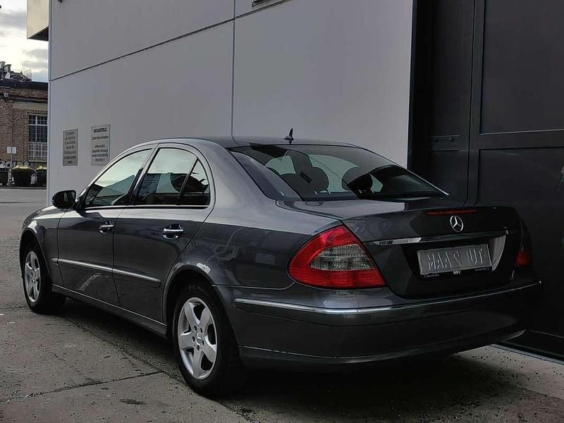 Gebraucht Mercedes E200 Elegance 136 PS (100 kW) 2006 Limousine