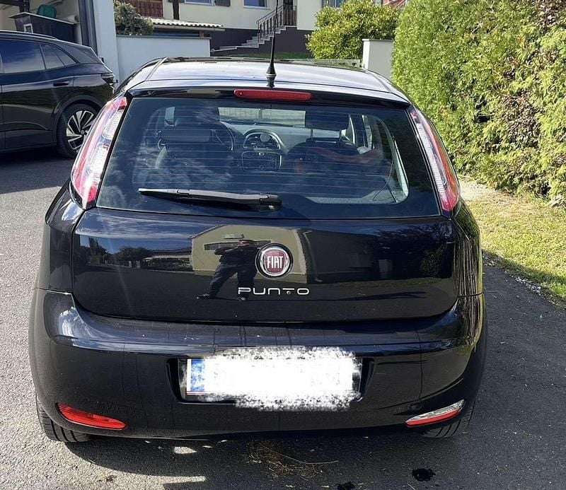 Gebraucht Fiat Punto Easy 69 PS (50 kW) 2012 Limousine