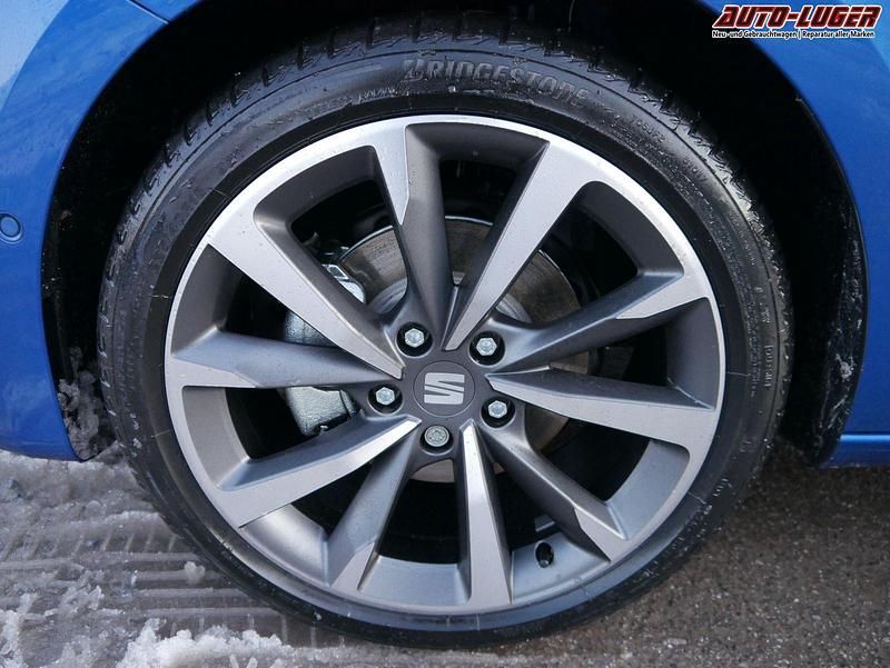 Neu Cupra Leon 150 PS (110 kW) 2025 Saphir blau metallic Kombi