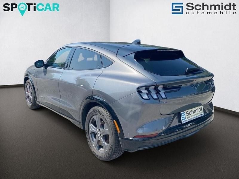 Grau Gebraucht 2024 Ford Mustang Mach-E Premium SUV | € 40.900 - Bild 1/1